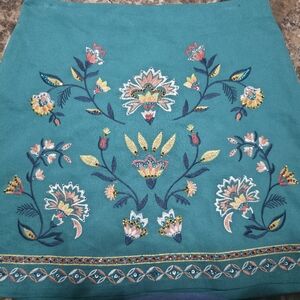 Flying Tomato Embroidered Floral Skirt Size Large